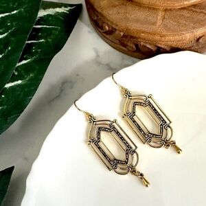 2/$30🌵 Art Deco Arch Gothic Antiqued Gold Earrings Window Vtg Style Jewelry NEW